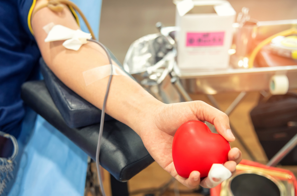Kegiatan donor darah menjadi wujud kepedulian sosial yang membantu memenuhi kebutuhan darah bagi pasien yang membutuhkan.