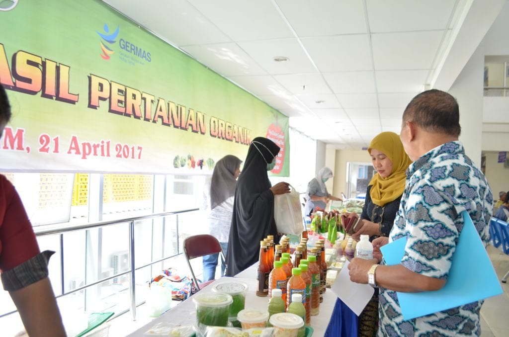 Bazar makanan dan hasil olahan organik