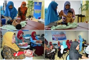 Pemberian materi dan praktek pijat bayi