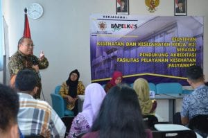 Pembukaan Pelatihan oleh dr. Arief Budiyanto, Ph.D., Sp.KK (K) – Direktur Sumber Daya Manusia dan Akademik