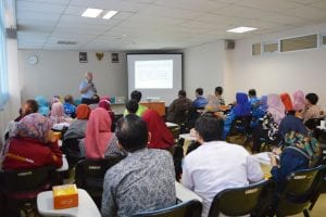 Sesi Kuliah Tamu bersama Prof. Henri