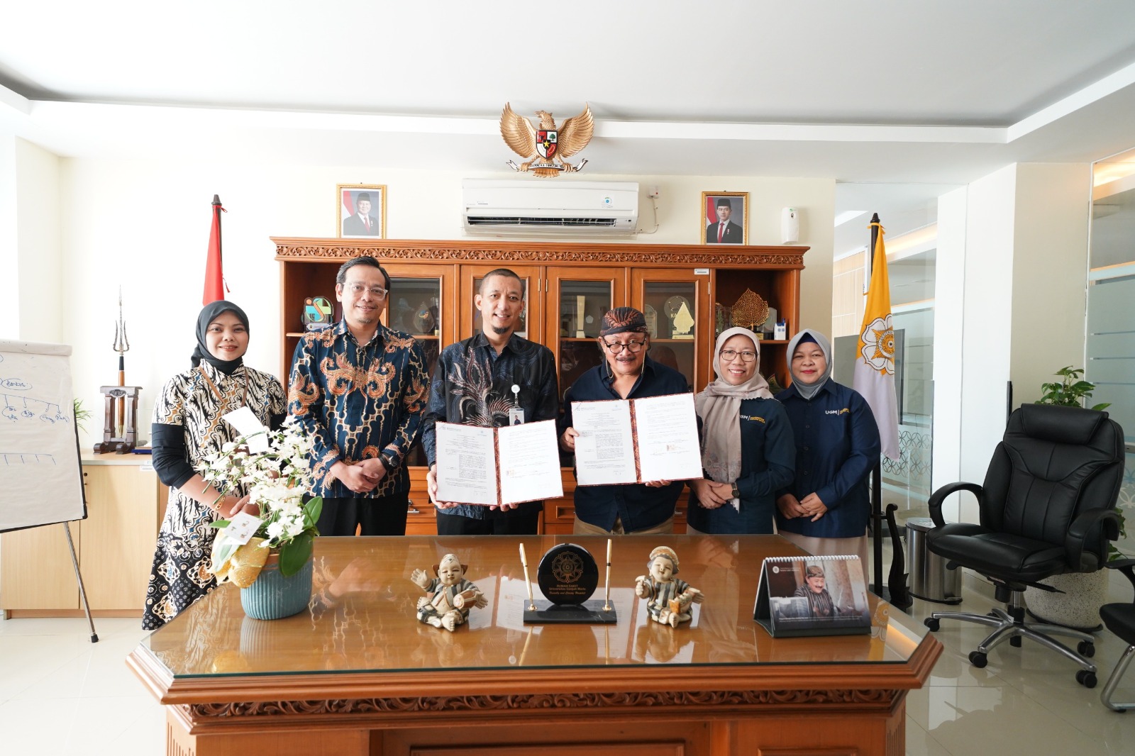 RSA UGM Tanda Tangani Kerja Sama Program Bantuan Iur untuk 1000 Peserta BPJS