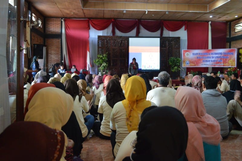 Outbond Karyawan Rumah Sakit Universitas Gadjah Mada